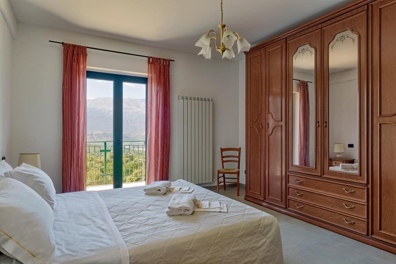 Agriturismo Statale 17 Poggio Picenze エクステリア 写真