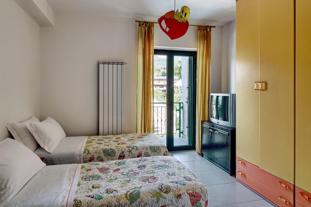Agriturismo Statale 17 Poggio Picenze エクステリア 写真