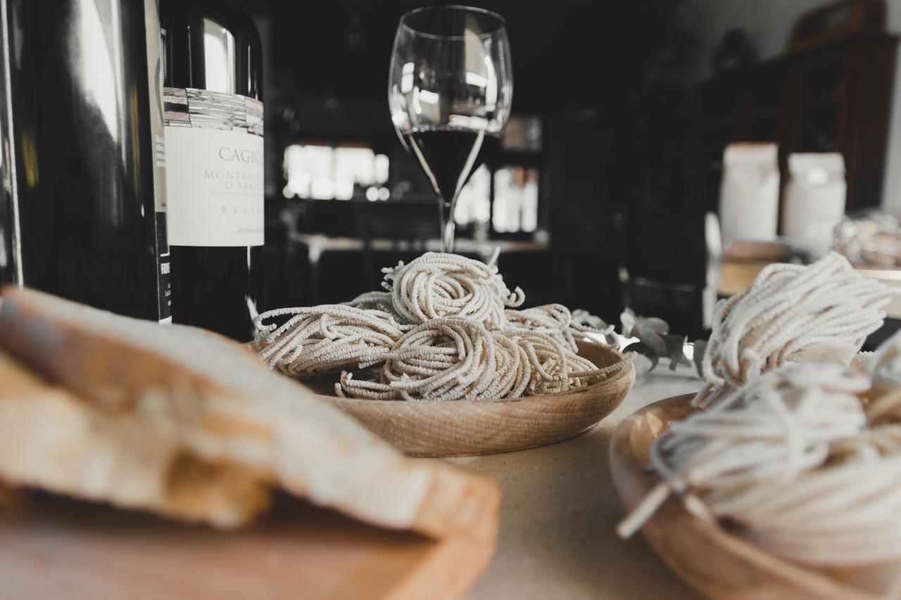 Agriturismo Statale 17 Poggio Picenze エクステリア 写真